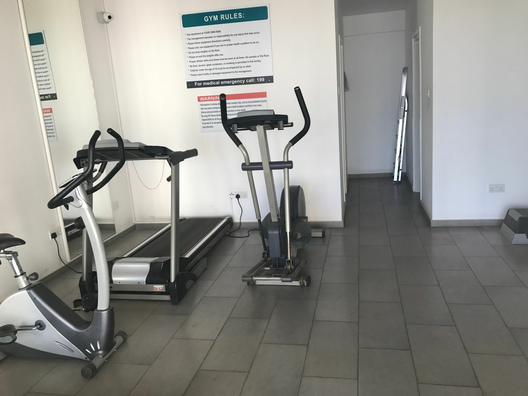 Finikoudes Luxury Apartments Larnaca Extérieur photo