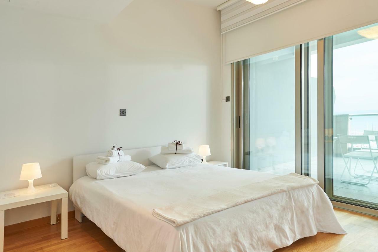 Finikoudes Luxury Apartments Larnaca Extérieur photo