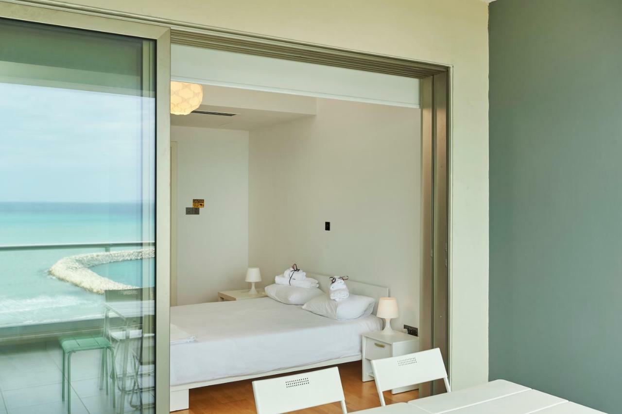 Finikoudes Luxury Apartments Larnaca Extérieur photo