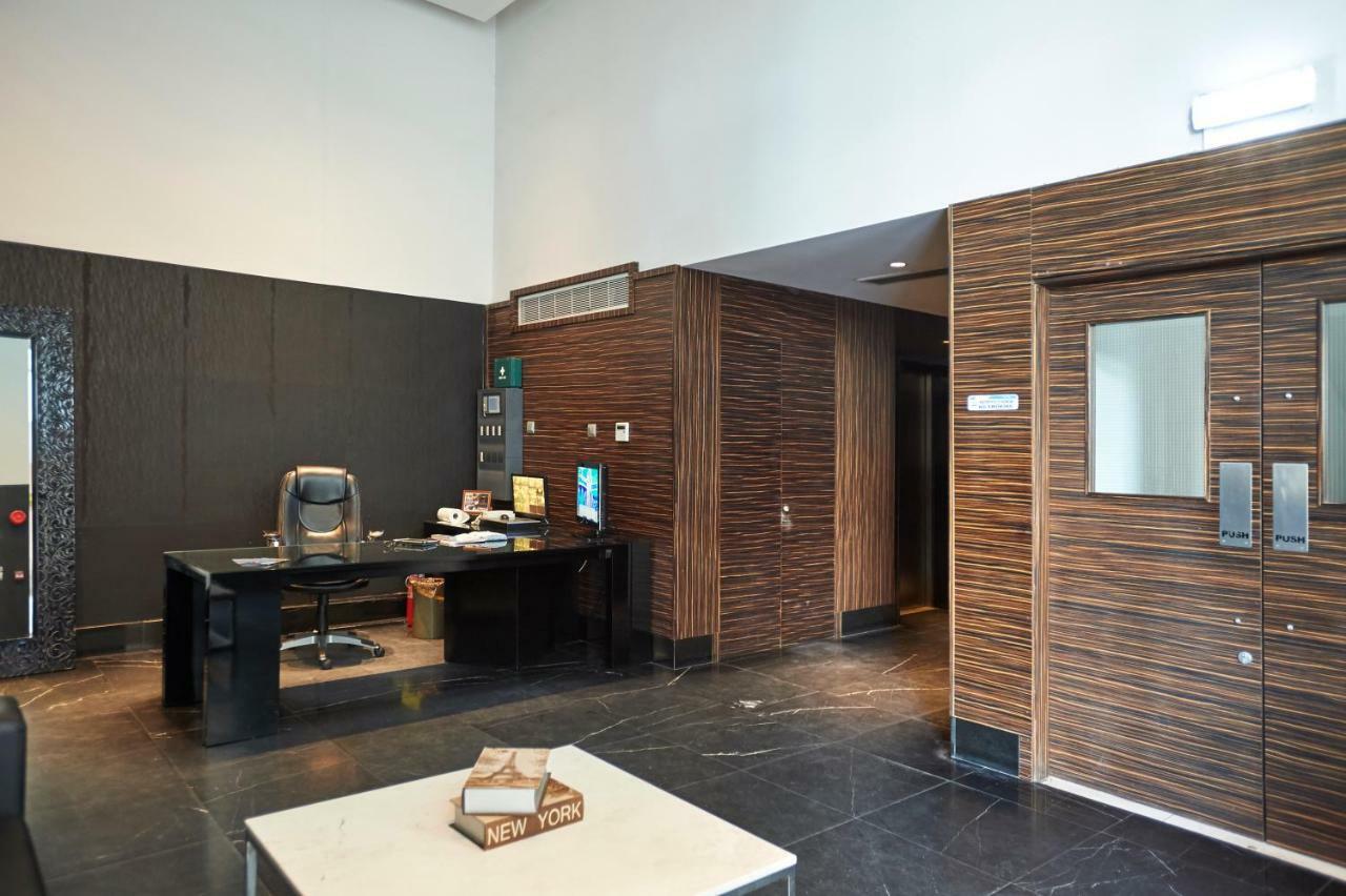Finikoudes Luxury Apartments Larnaca Extérieur photo